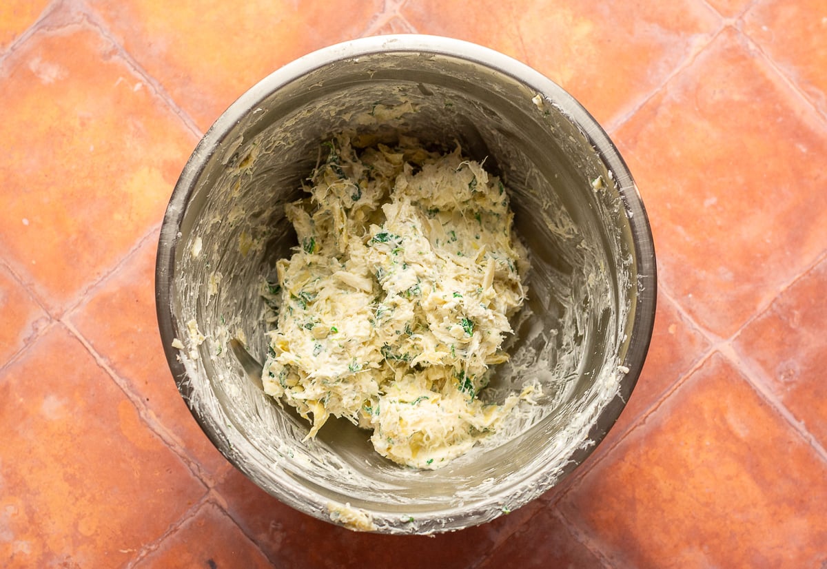 crab spinach artichoke dip mixture